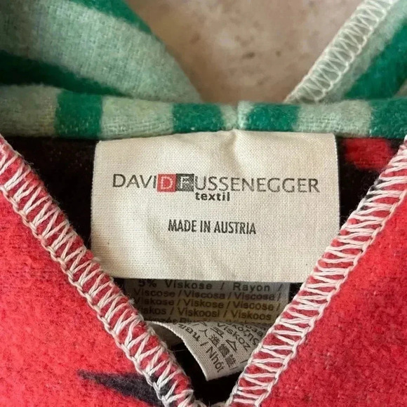 David Fussenegger Children's Watermelon Cape 2-4 - Picture 3 of 7